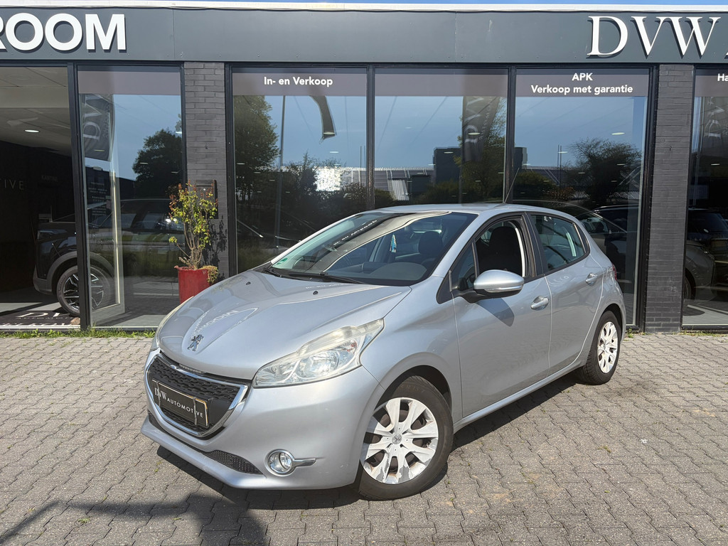 Peugeot 208 1.2 VTi Access 54556801-0.jpg | DVW Automotive