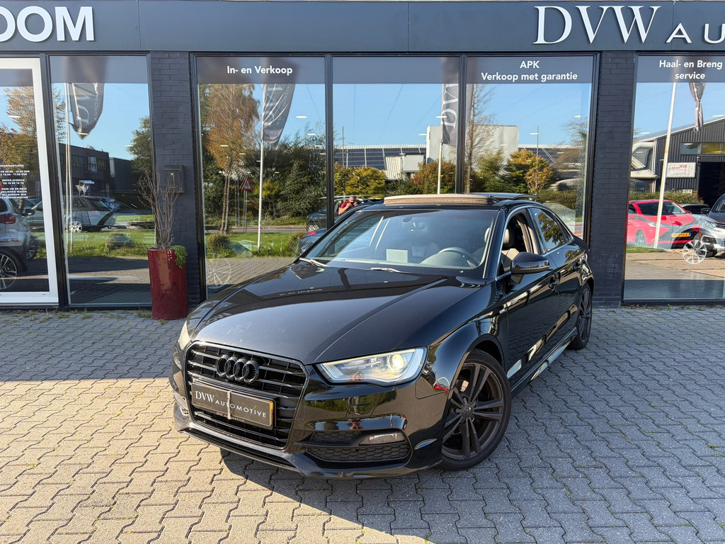 Audi A3 Limousine 1.4 TFSI CoD Adrenalin Sport, Panorama dak 56953934-0.jpg | DVW Automotive